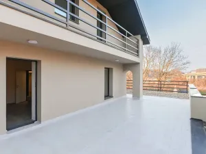 Pronájem činžovního domu, Praha - Hloubětín, Aloisovská, 340 m2