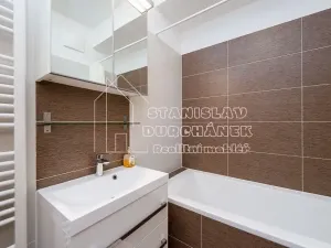 Pronájem bytu 2+kk, Praha - Malešice, Nad úžlabinou, 52 m2