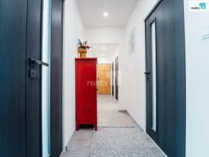 Prodej bytu 3+1, Holýšov, Pod Makovým vrchem, 71 m2