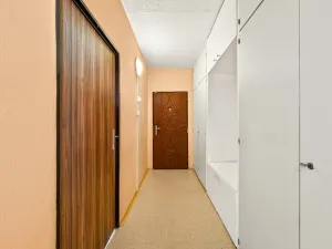 Prodej bytu 3+1, Studená, Komenského, 74 m2