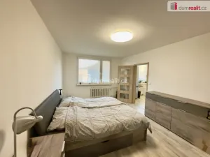 Pronájem bytu 2+1, Ústí nad Labem - Střekov, Tolstého, 64 m2