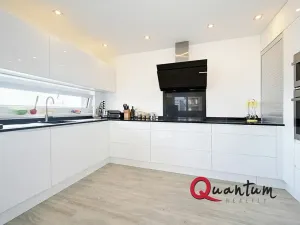 Pronájem bytu 4+kk, Praha - Horní Měcholupy, Padovská, 96 m2