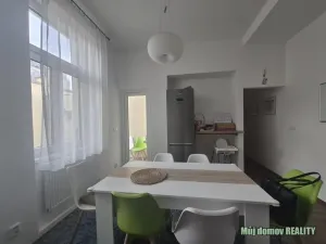 Pronájem bytu 3+kk, Praha - Karlín, Křižíkova, 74 m2