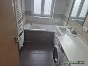 Pronájem bytu 3+kk, Praha - Karlín, Křižíkova, 74 m2