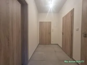 Prodej bytu 2+kk, Praha - Pitkovice, V Pitkovičkách, 39 m2