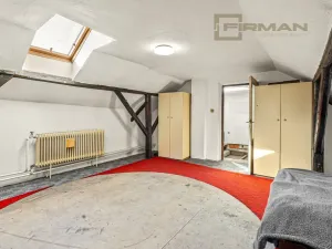 Prodej rodinného domu, Kostelec nad Labem, nám. Pod Martinem, 135 m2