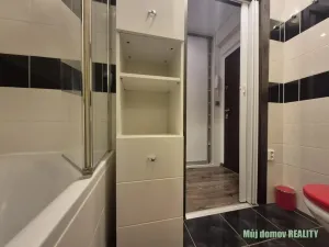 Pronájem bytu 2+kk, Praha - Háje, Mendelova, 42 m2