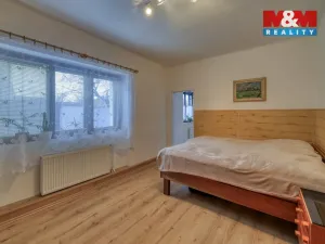 Prodej rodinného domu, Dobřany, Stromořadí, 86 m2