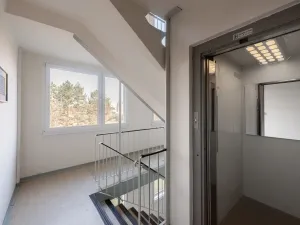 Prodej bytu 2+kk, Praha - Strašnice, Pod strání, 40 m2