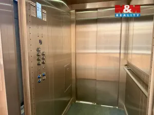 Prodej bytu 2+1, Ostrava - Moravská Ostrava, Veleslavínova, 68 m2