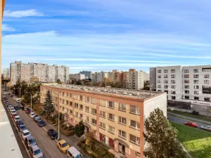Pronájem bytu 2+kk, Praha - Bohnice, Zelenohorská, 42 m2