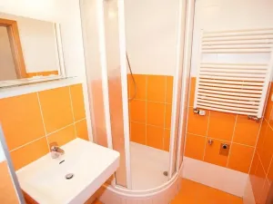 Pronájem bytu 1+kk, Praha - Holešovice, Poupětova, 35 m2