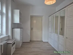 Pronájem bytu 2+1, Praha - Žižkov, Žerotínova, 70 m2