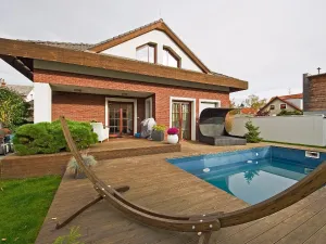 Pronájem domu, Praha - Modřany, Herrmannova, 230 m2