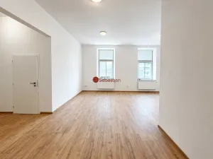 Pronájem kanceláře, Pardubice - Zelené Předměstí, třída Míru, 71 m2