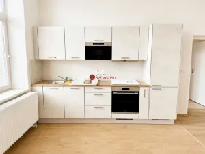 Pronájem bytu 3+kk, Pardubice - Zelené Předměstí, třída Míru, 106 m2
