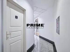 Pronájem kanceláře, Praha - Nové Město, Soukenická, 212 m2