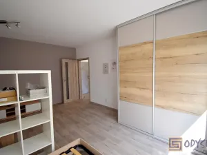 Pronájem bytu 1+1, Ostrava, Na Výspě, 40 m2
