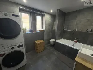 Prodej bytu 2+1, Meziboří, Okružní, 58 m2