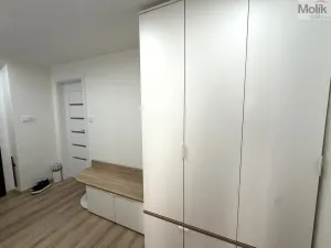 Prodej bytu 2+1, Meziboří, Okružní, 58 m2