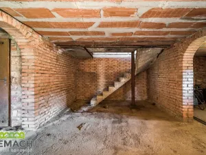 Prodej rodinného domu, Huštěnovice, 381 m2