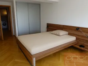 Prodej bytu 2+kk, Praha - Vinohrady, Záhřebská, 74 m2