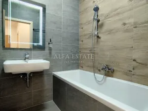 Prodej bytu 3+kk, Karlovy Vary, nábřeží Jana Palacha, 91 m2