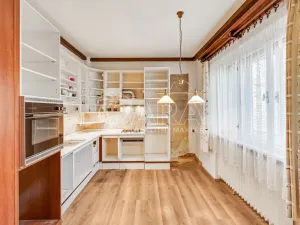 Prodej rodinného domu, Průhonice, Školní, 200 m2