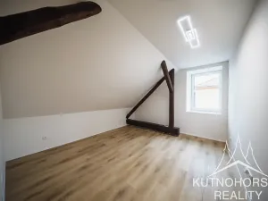 Prodej rodinného domu, Červené Pečky, Husova, 177 m2