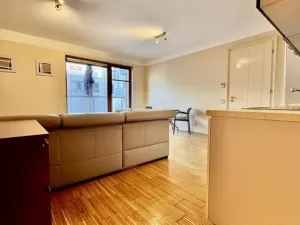 Pronájem bytu 2+kk, Praha - Karlín, Rohanské nábřeží, 65 m2