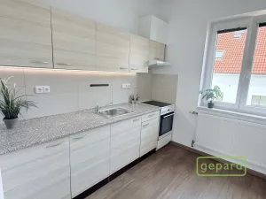 Pronájem bytu 2+1, Dobříš, náměstí Svobody, 64 m2