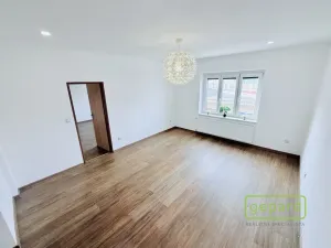 Pronájem bytu 2+1, Dobříš, náměstí Svobody, 64 m2