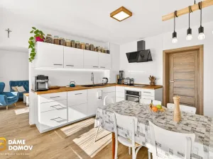 Prodej rodinného domu, Mutěnice, Zahradní, 250 m2