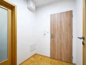Pronájem bytu 2+kk, Praha - Žižkov, Husitská, 60 m2