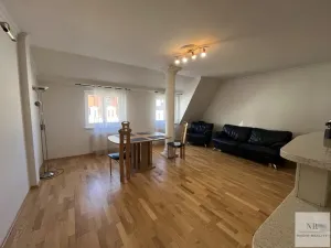 Prodej bytu 4+kk, Karlovy Vary, Sadová, 94 m2