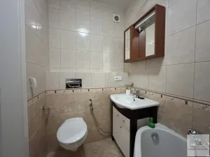 Prodej bytu 4+kk, Karlovy Vary, Sadová, 94 m2