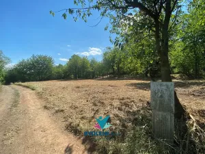 Prodej pozemku pro bydlení, Chabařovice, 1674 m2