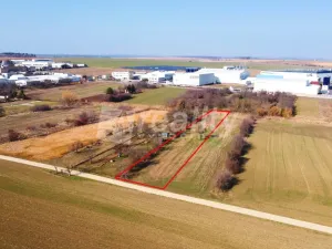 Prodej pozemku pro bydlení, Znojmo - Přímětice, 2719 m2