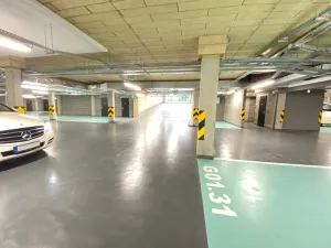 Pronájem bytu 1+kk, Praha - Smíchov, Kobrova, 50 m2