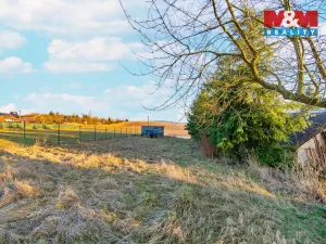 Prodej pozemku pro bydlení, Břasy - Kříše, 733 m2