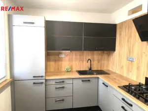 Pronájem bytu 2+1, Karlovy Vary - Drahovice, Gagarinova, 62 m2