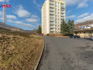 Prodej bytu 3+1, Meziboří, J. A. Komenského, 67 m2