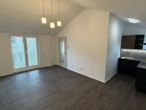 Pronájem bytu 2+kk, Třebíč, Úvoz, 46 m2
