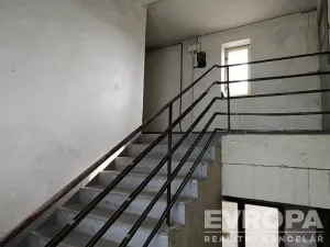Pronájem skladu, Liberec - Liberec III-Jeřáb, Hanychovská, 10 m2