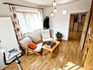 Pronájem bytu 4+1, Praha - Hostavice, Nežárská, 95 m2