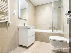Pronájem bytu 2+kk, Praha - Hloubětín, Poděbradská, 55 m2