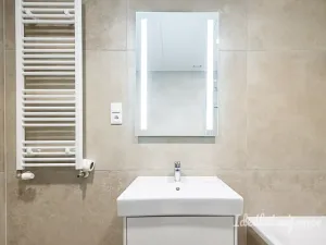 Pronájem bytu 2+kk, Praha - Hloubětín, Poděbradská, 55 m2