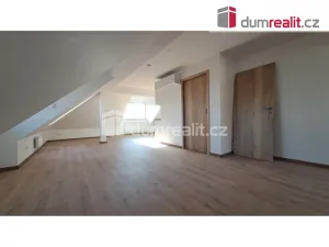 Pronájem bytu 1+kk, Praha - Krč, Nad pískovnou, 74 m2