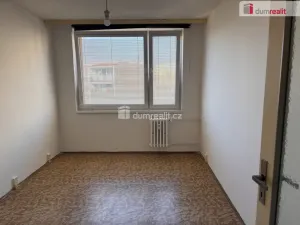 Pronájem bytu 1+kk, Praha - Černý Most, Dygrýnova, 17 m2