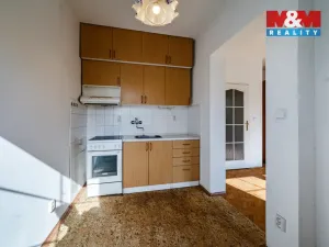 Pronájem bytu 2+kk, Mariánské Lázně - Úšovice, Kubelíkova, 47 m2